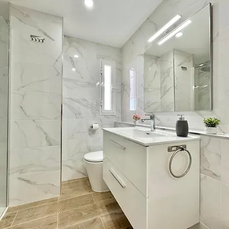 Torres De Yomely - M6d 플라야데라스아메리카스